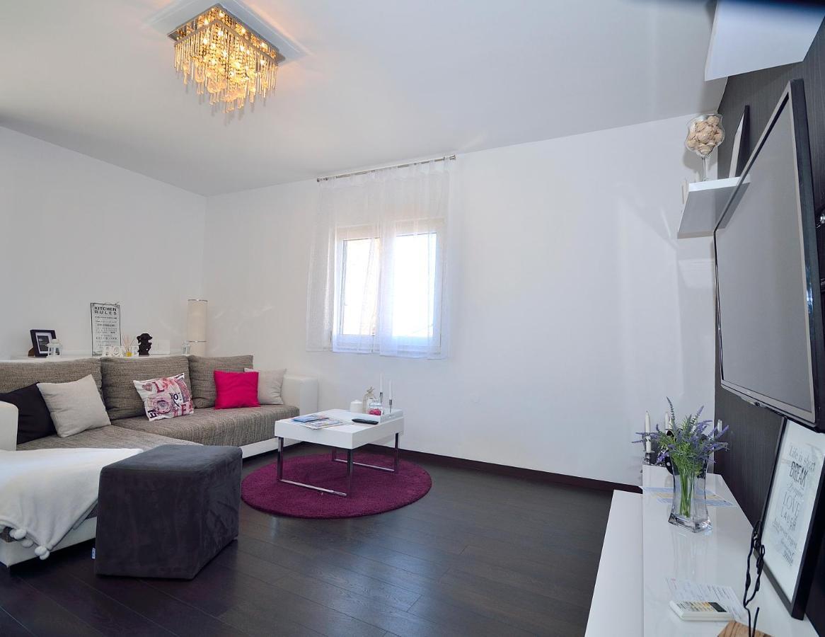 Apartman Staro Selo Примоштен Экстерьер фото